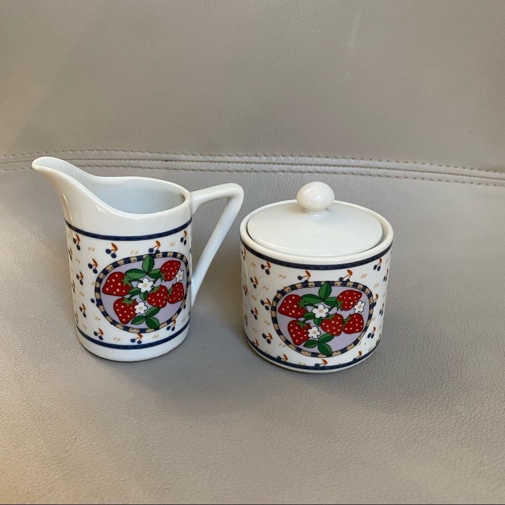 Empress By Harura Japan Vintage Sugar Creamer Set